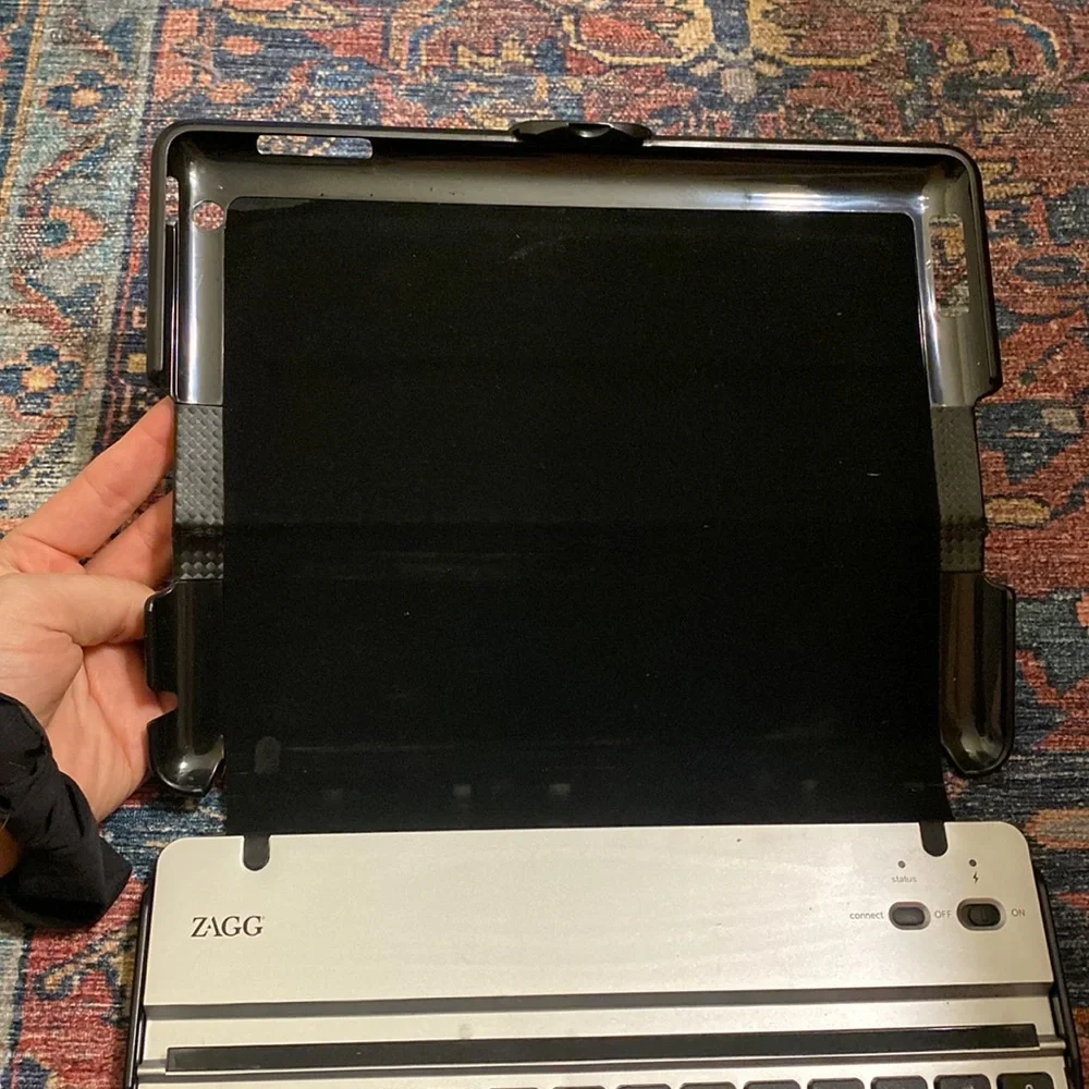 iPad ZAGG Keyboard Folio
